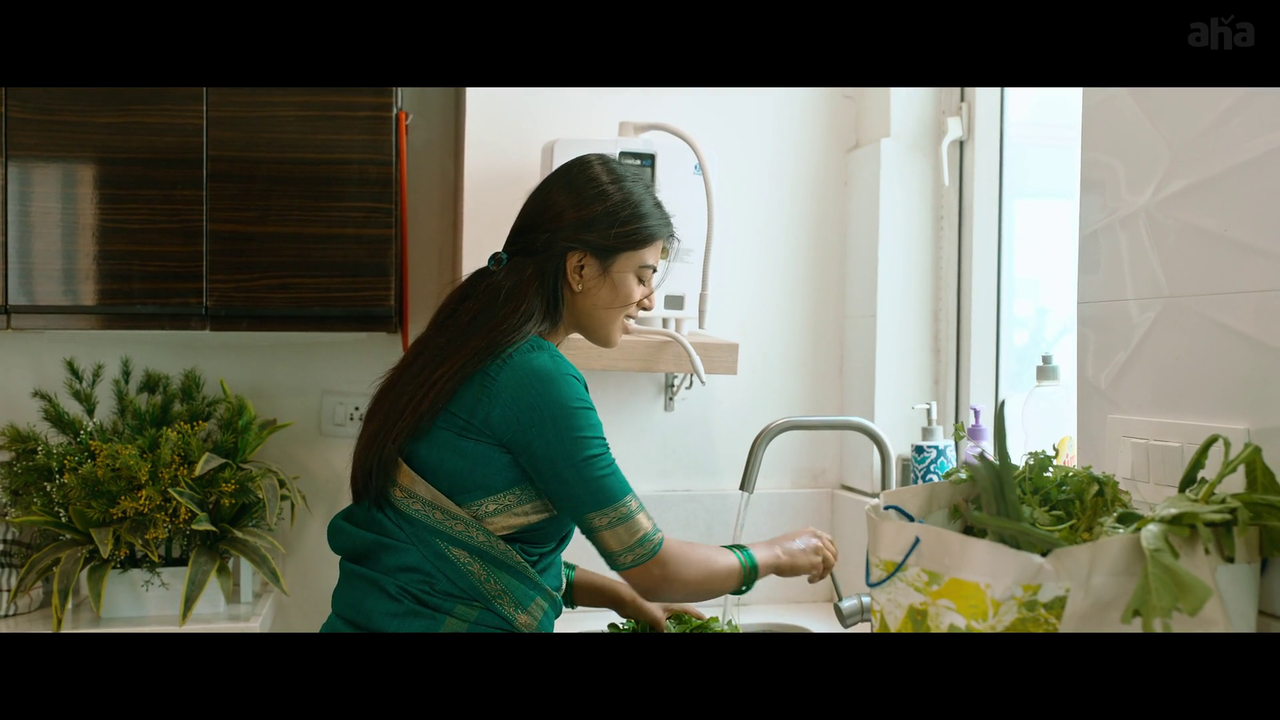 vlcsnap-2025-04-21-19h31m39s589