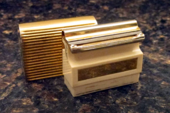 [Image: es-h2-01.jpg]