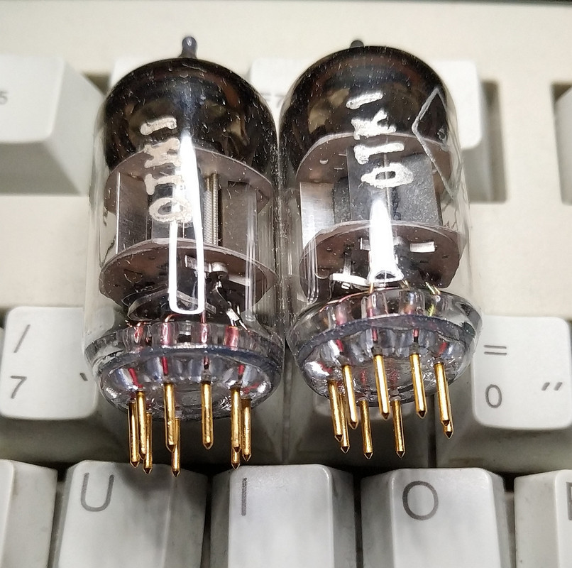 2020-10-14 Matched pair 6N1P-EV (6DJ8) Gold pins Gold grid 1982 Voskhod Rocket NIB NOS 2020-10-14 03