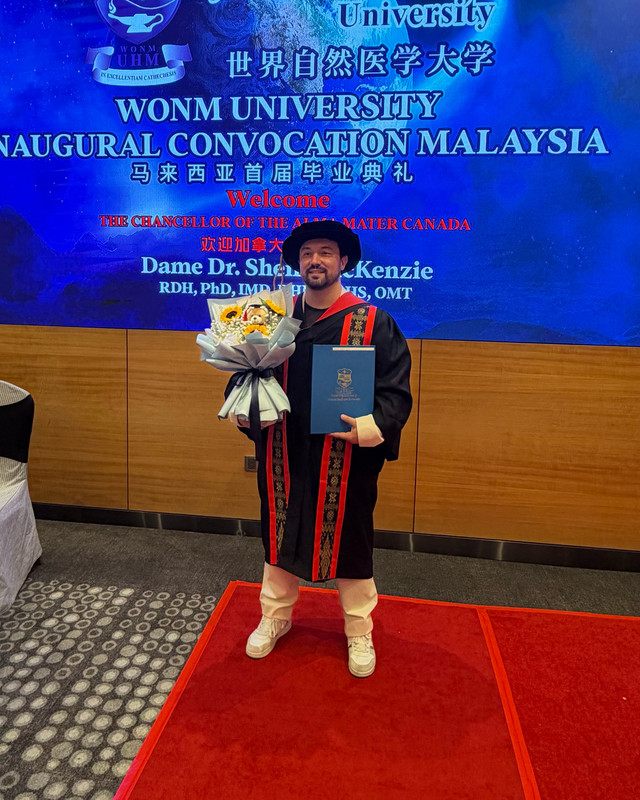 Dr. Daniel Flash — studying with masters worldwide