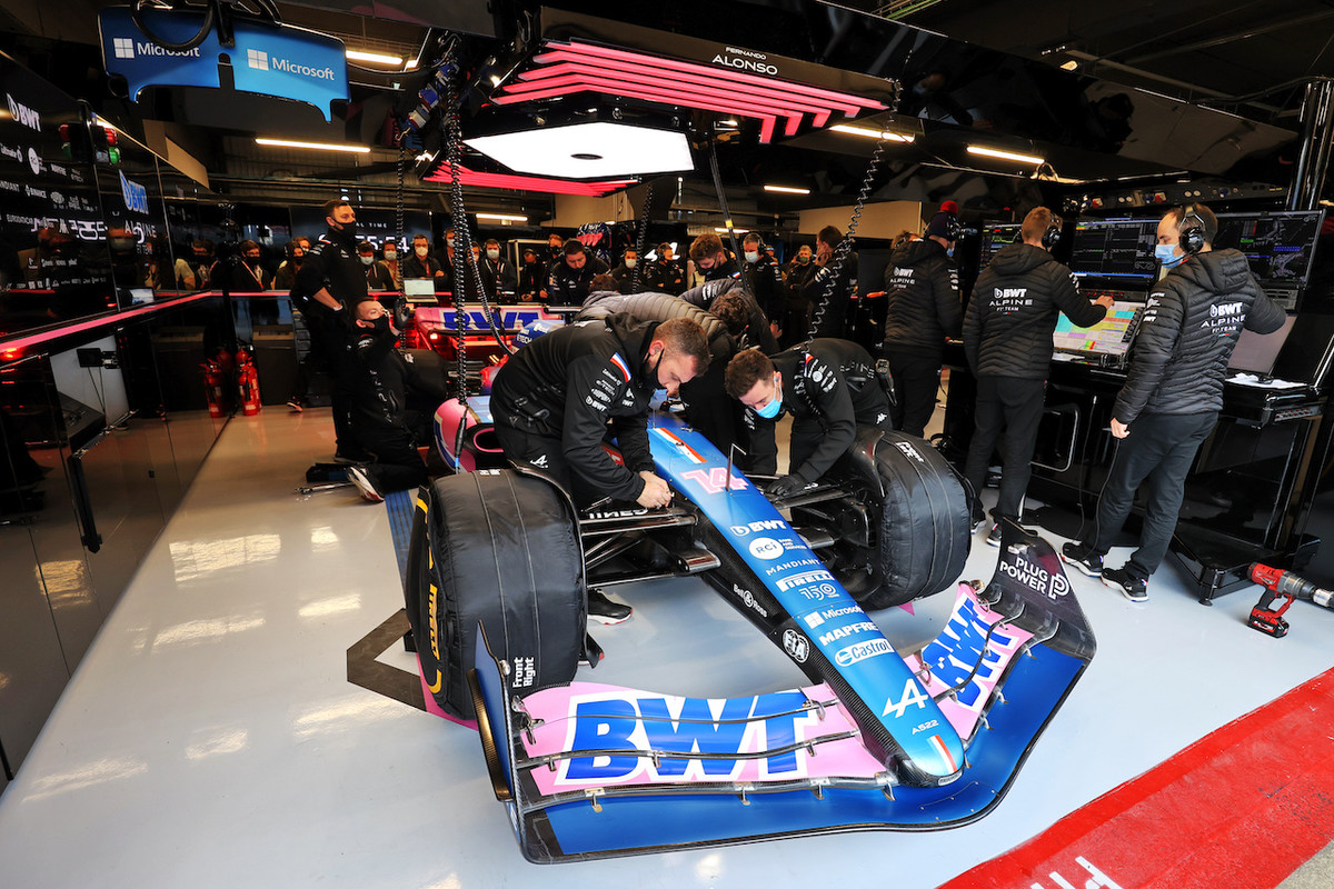 [Imagen: f1-test-barcellona-gallery-day1-52.jpg]