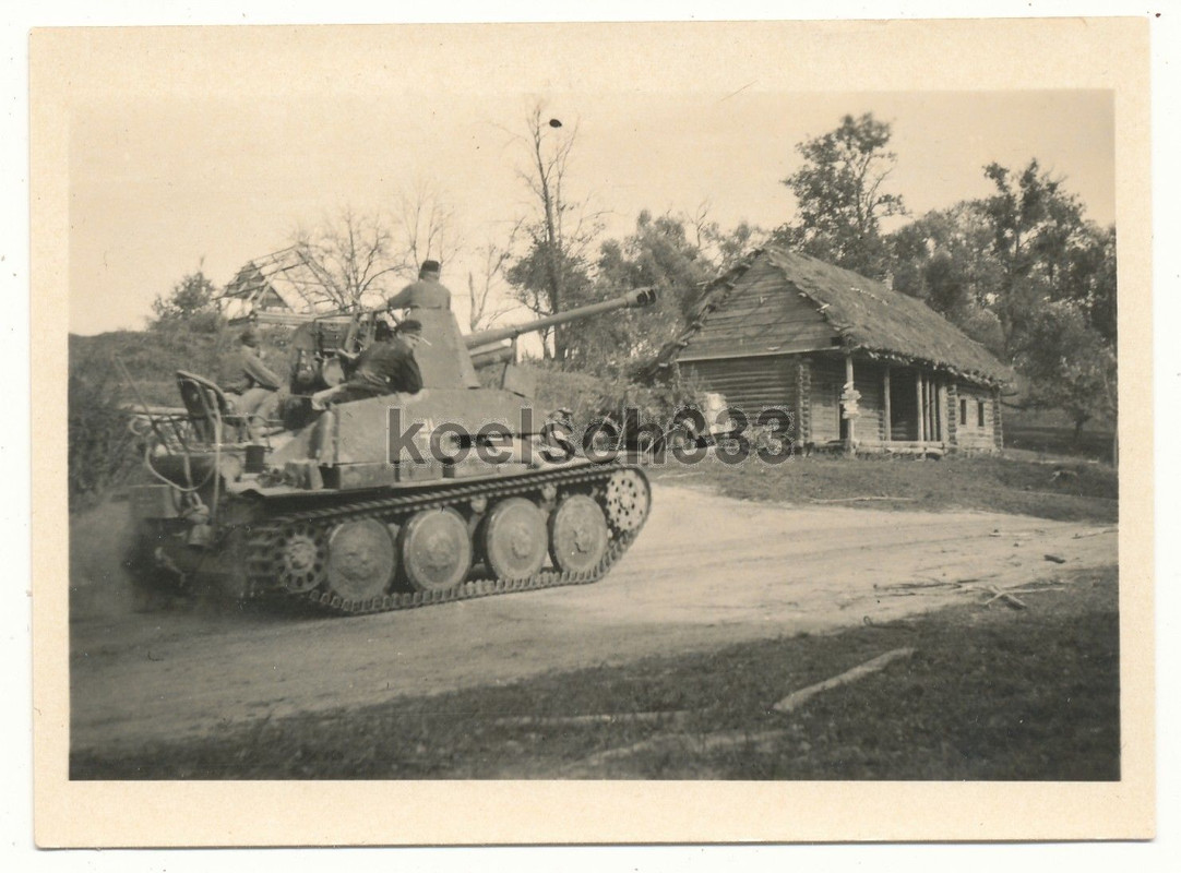 Foto Panzerjäger Marder III an der Ostfront in R