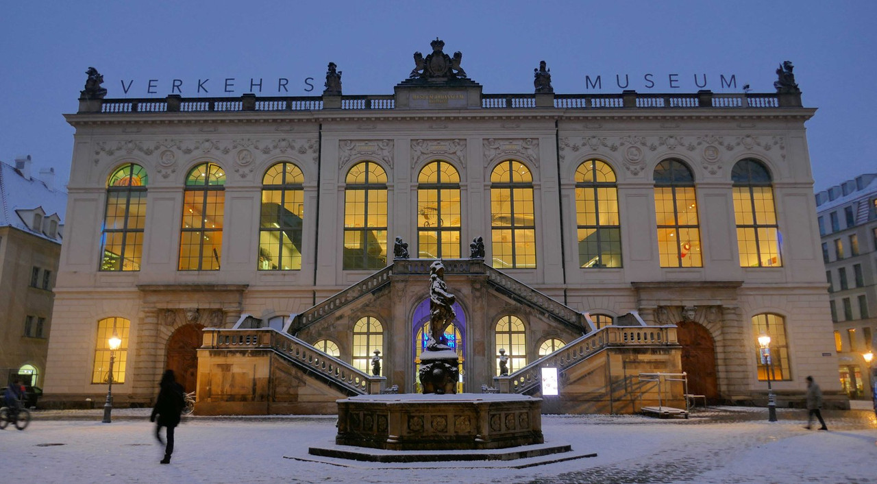 Bild: https://i.postimg.cc/vTPgVZt5/P1260270.jpg