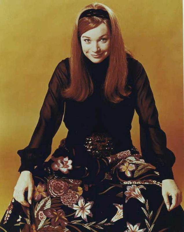 Shirley_MacLaine_c65