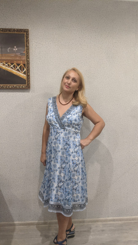 оля лет.платье