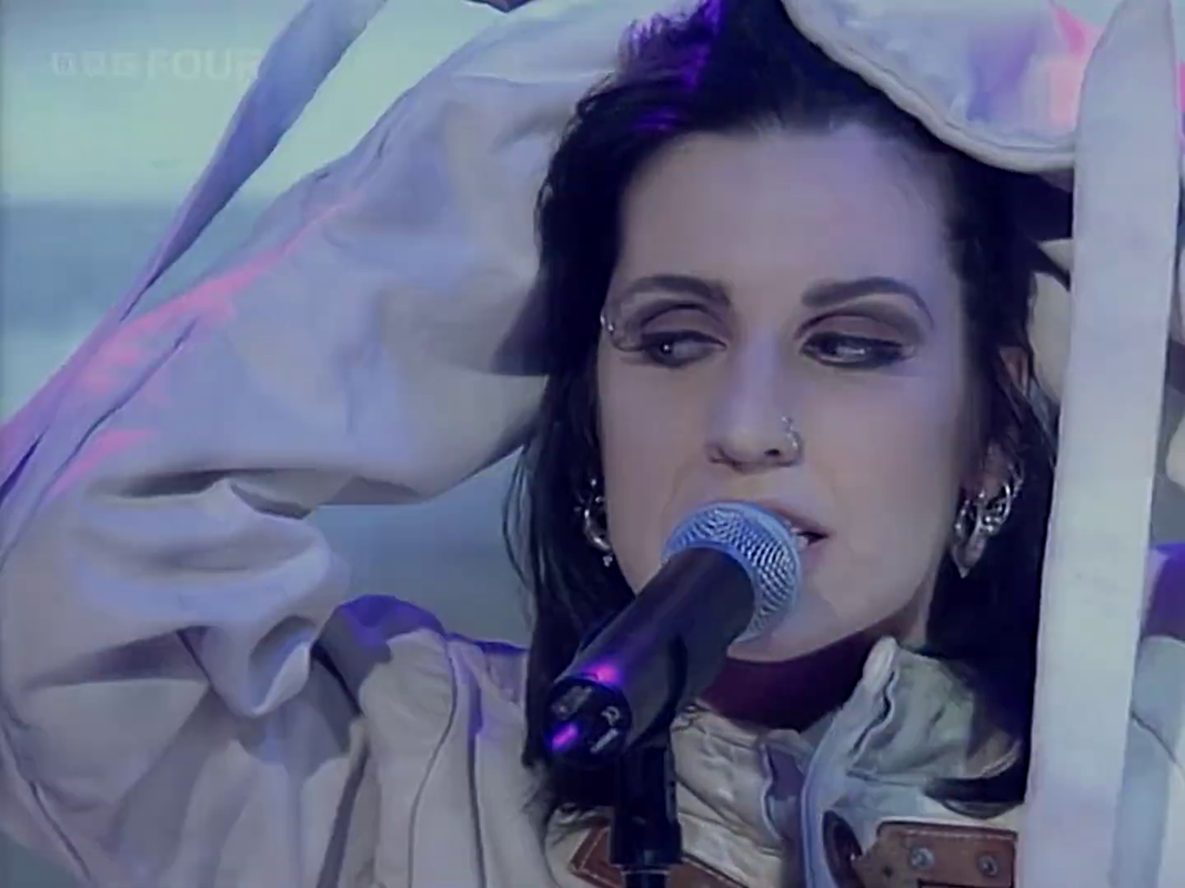 Lucid I Can t Help Myself 5