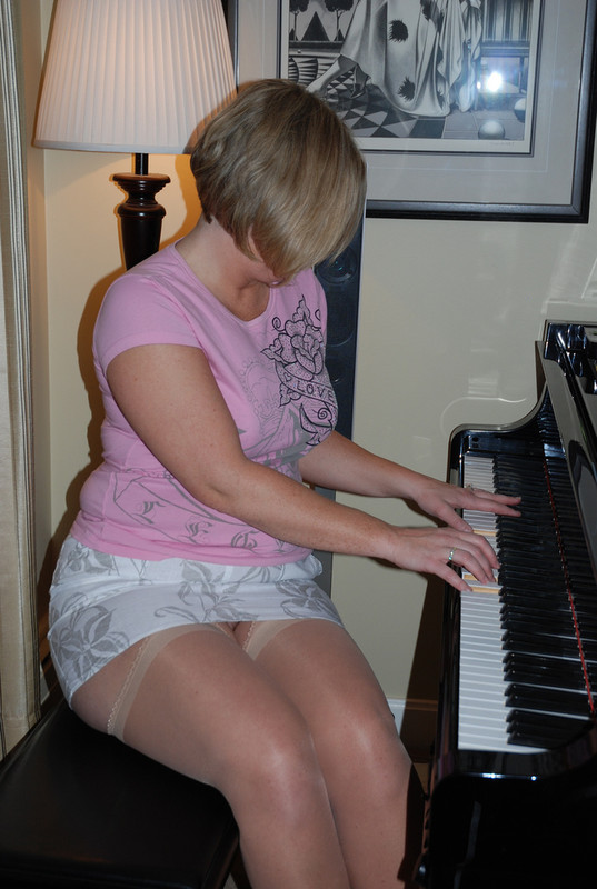 [Image: Mary-Lou-0017.jpg]