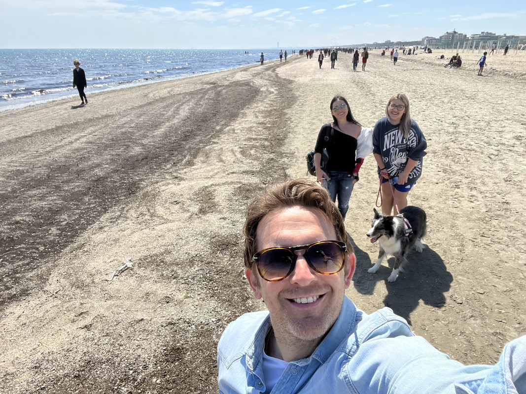 0DD067FB-E3A6-486D-B381-F84169E00F53