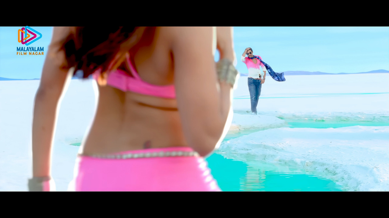 Samantha Hot Song 01 Alludu seenu 4K  sourch.mp4_snapshot_00.35.101