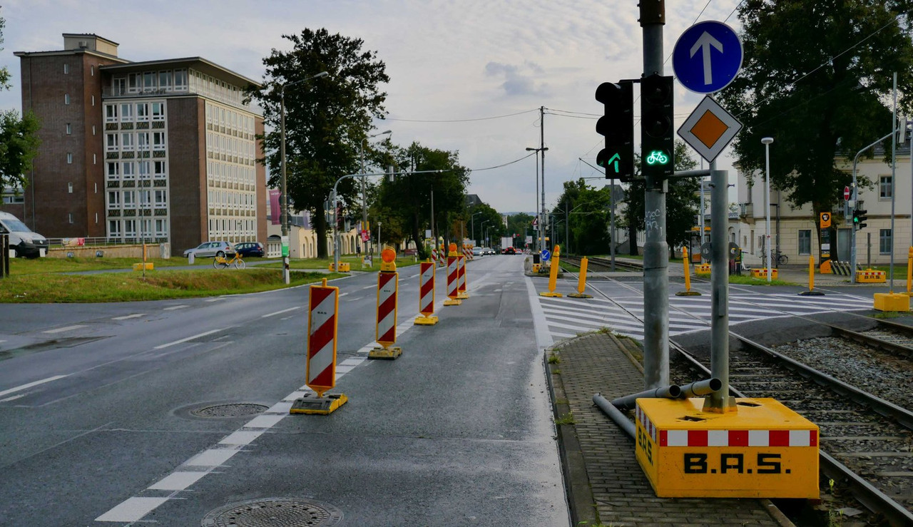 Bild: https://i.postimg.cc/vTSKMsVX/P1220316.jpg