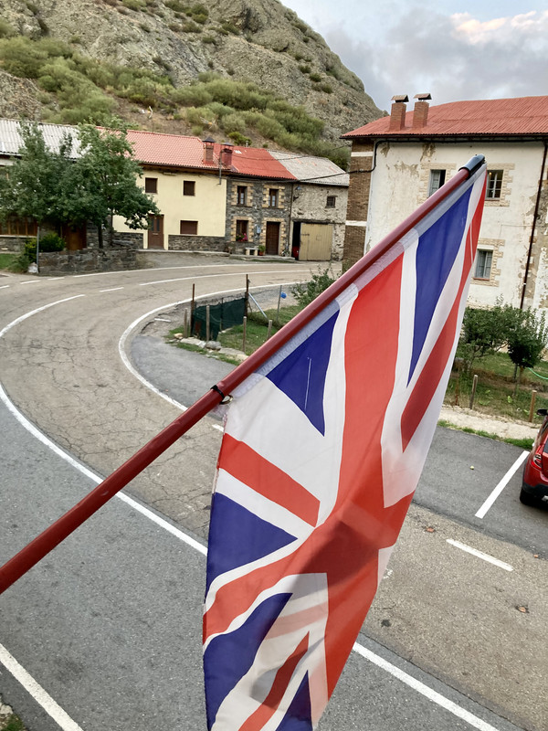 46F551F6-579A-48D5-87D4-49039860D4B6