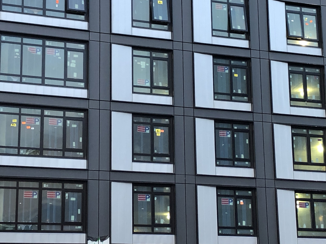 D18F4779-FA5B-4E2C-A098-C97CE6759CEE