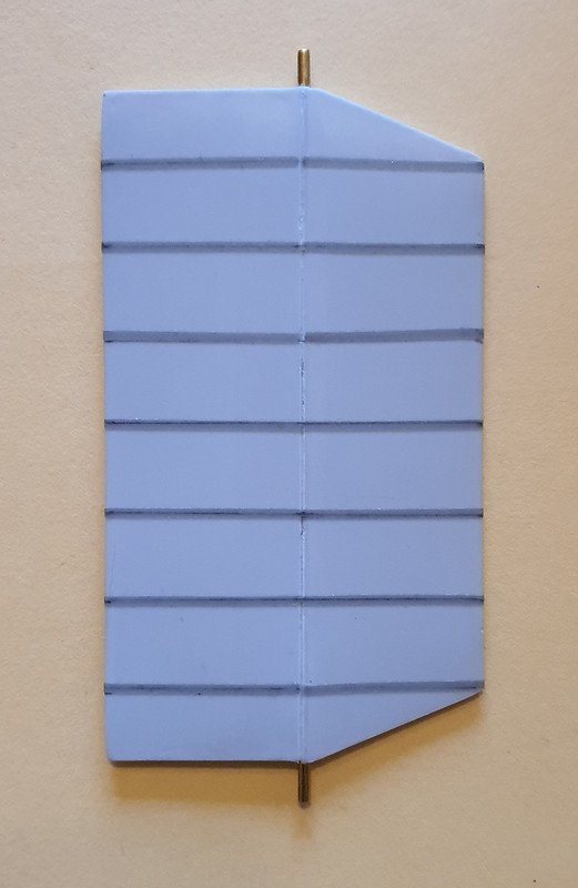 044 Rudder with ribtape