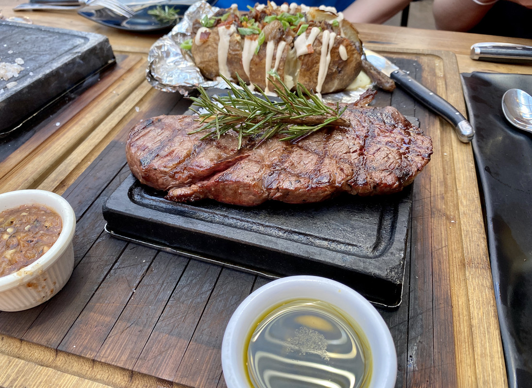 DC0A4AA9-0455-4482-8173-B69BD21DB51B