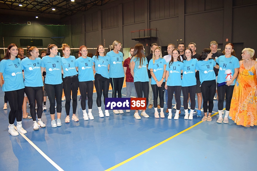 , &Alpha;&pi;ό&lambda;&lambda;&omega;&nu;&alpha;&sigmaf; &Kappa;&alpha;&lambda;&alpha;&mu;ά&tau;&alpha;&sigmaf;: &Mu;&epsilon; &tau;&omicron; &beta;&lambda;έ&mu;&mu;&alpha; &sigma;&tau;&eta;&nu; Volley league (pics & vid)