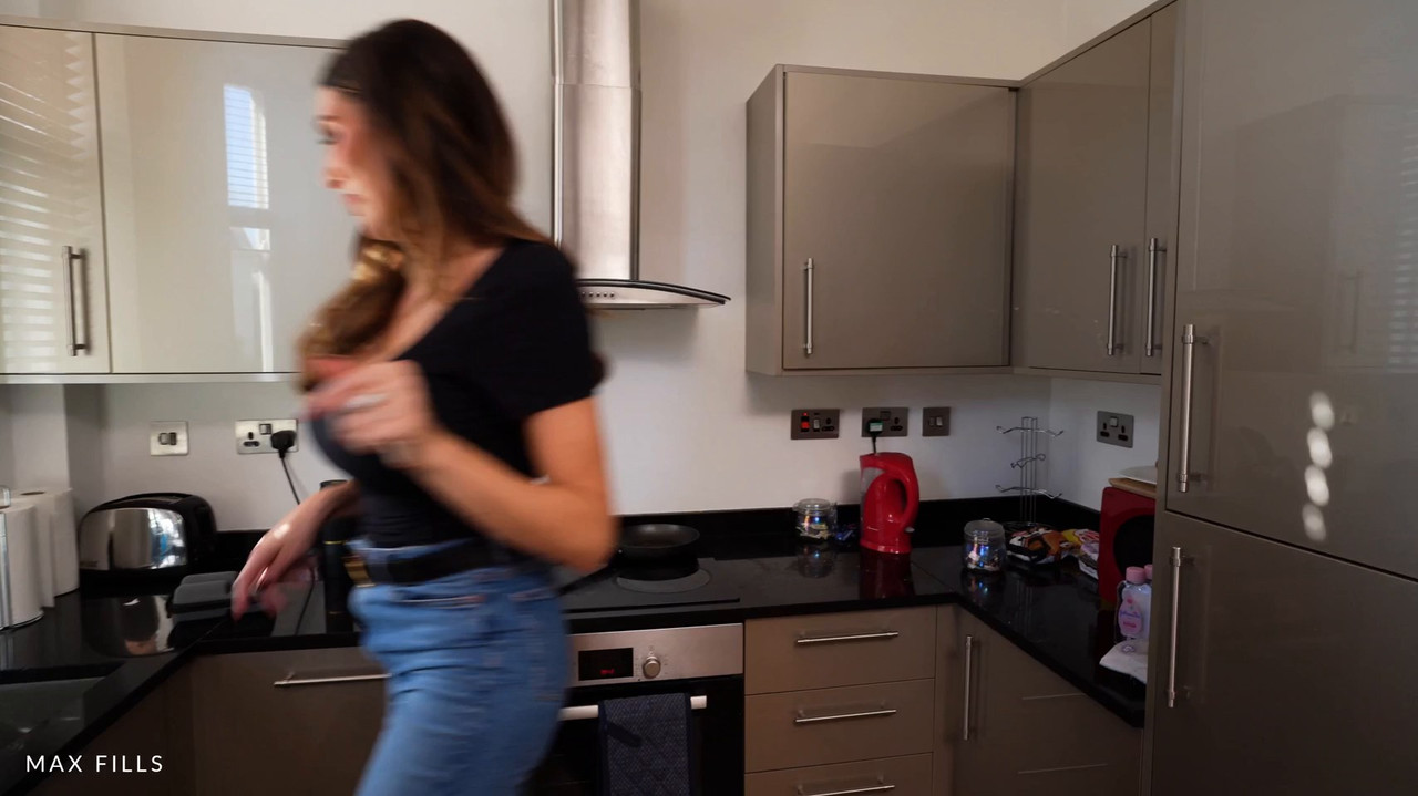 Ava Koxxx - Giant 66 Mommy Catches Me Snooping Latex And Squirt - ONLYFANS.mp4.0000