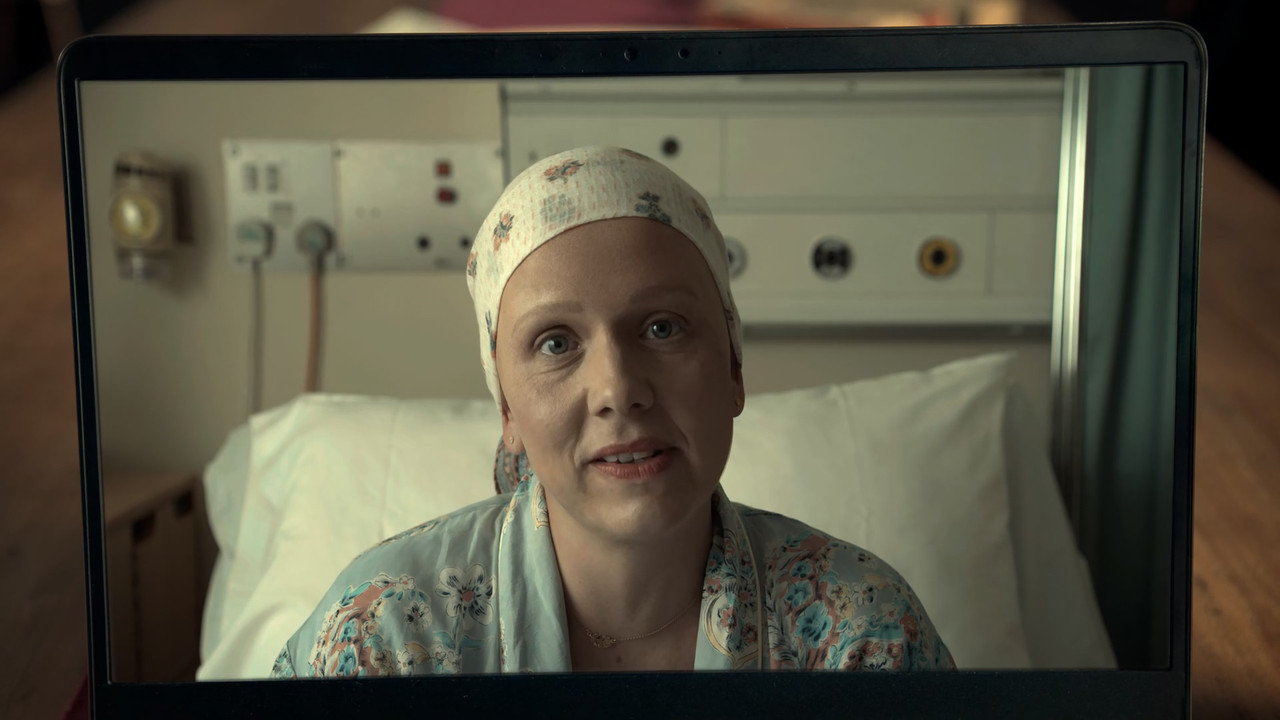 After Life (2019) S01E01 Episode 1 (1080p NF Webrip x265 10bit EAC3 5.1 - HxD) [TAoE].mkv_20200429_1