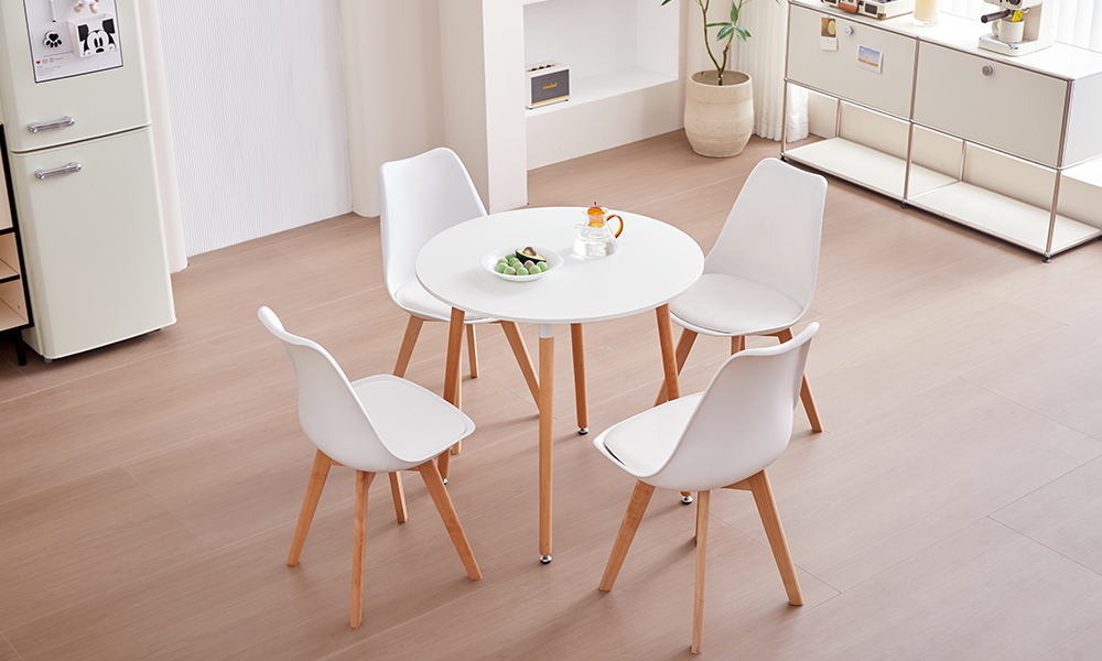 Ensemble de 4 chaises scandinaves
