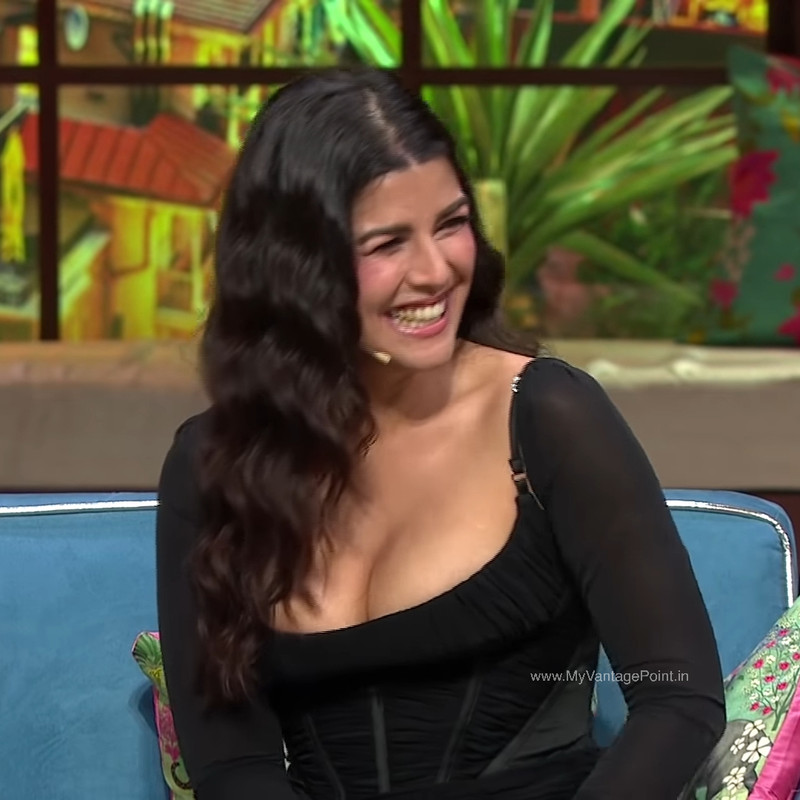 sexy-show-of-nimrat-kaur