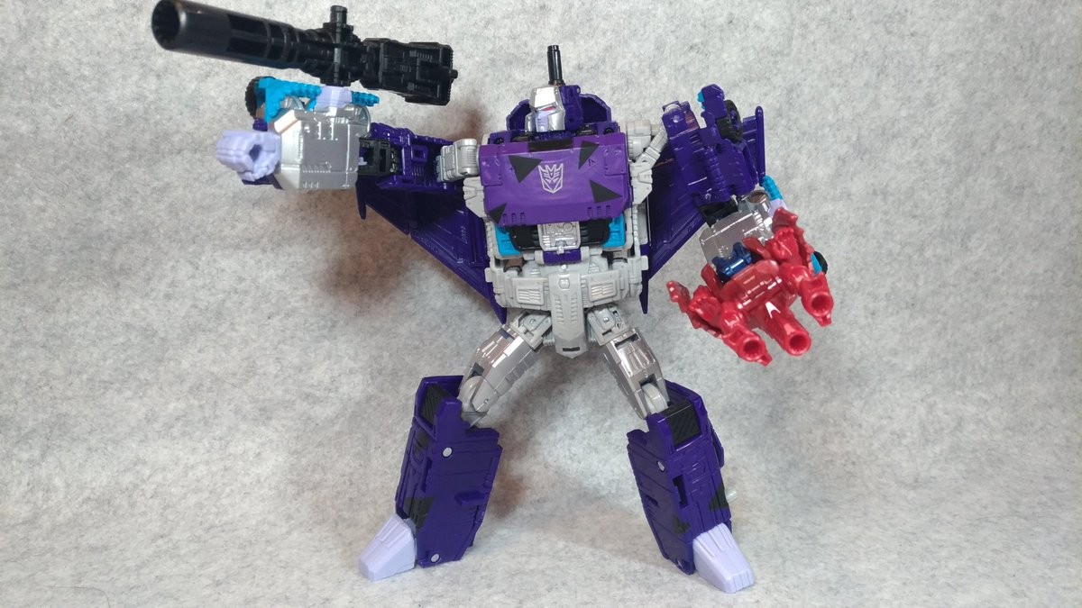 1519401844-tf-legends-11