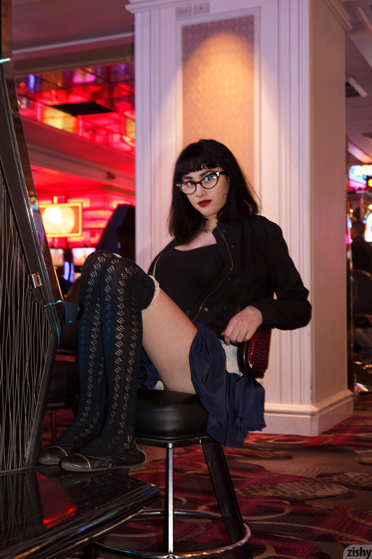 full_016_2141112309101014