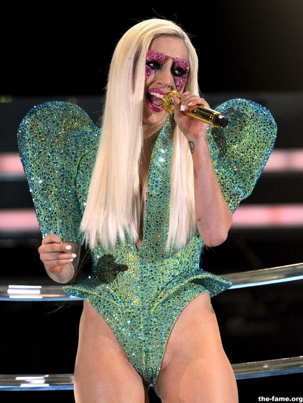 1-31-10-Grammy-Performance.jpg