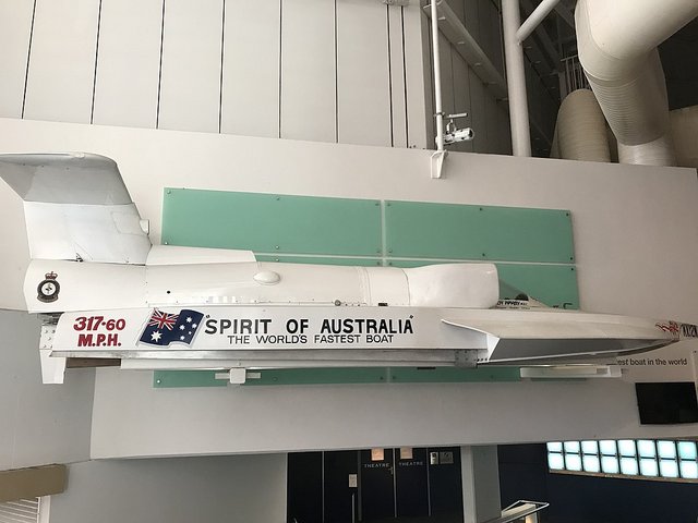 1024px-Spirit-of-Australia.jpg