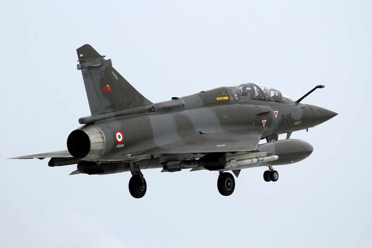 182_Mirage 2000D_AdlA_677 ∕ 3-JT_EC02