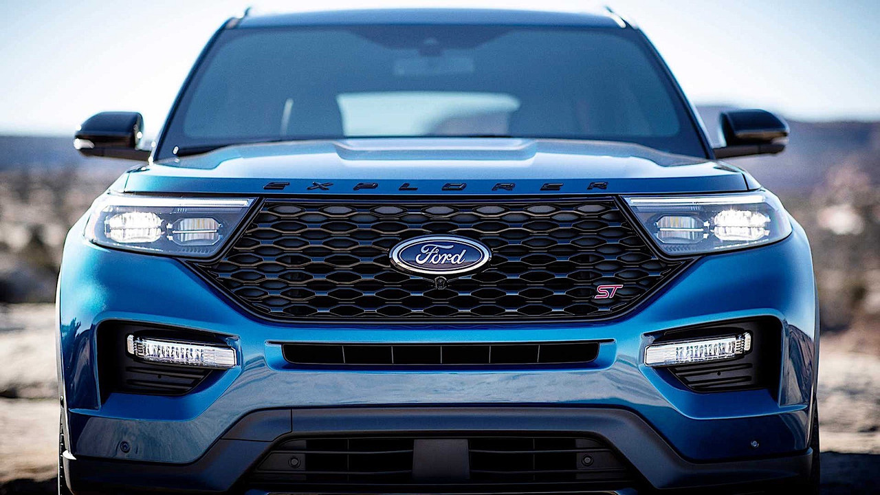 2020 Ford Explorer ST (8)