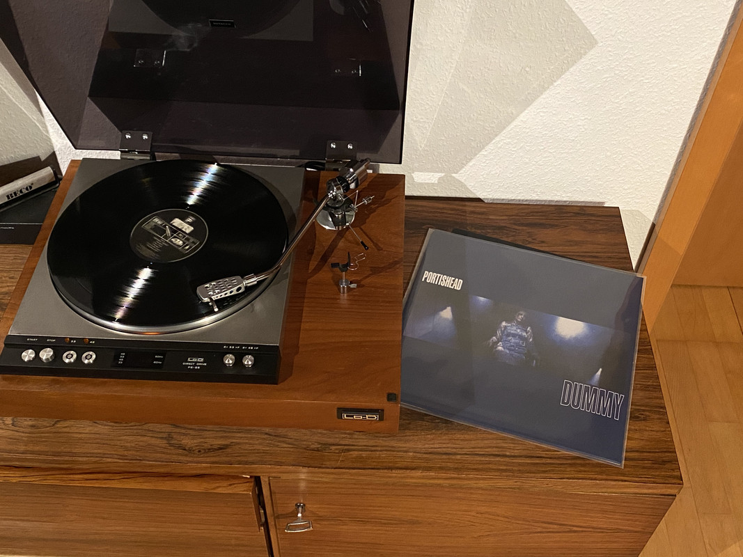 D599C165-48E3-42E6-939D-16A4B55B2B4A