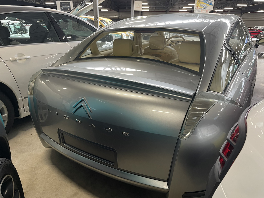 E9E8AB77-B235-4203-AB1B-A5E81F9FC7A2