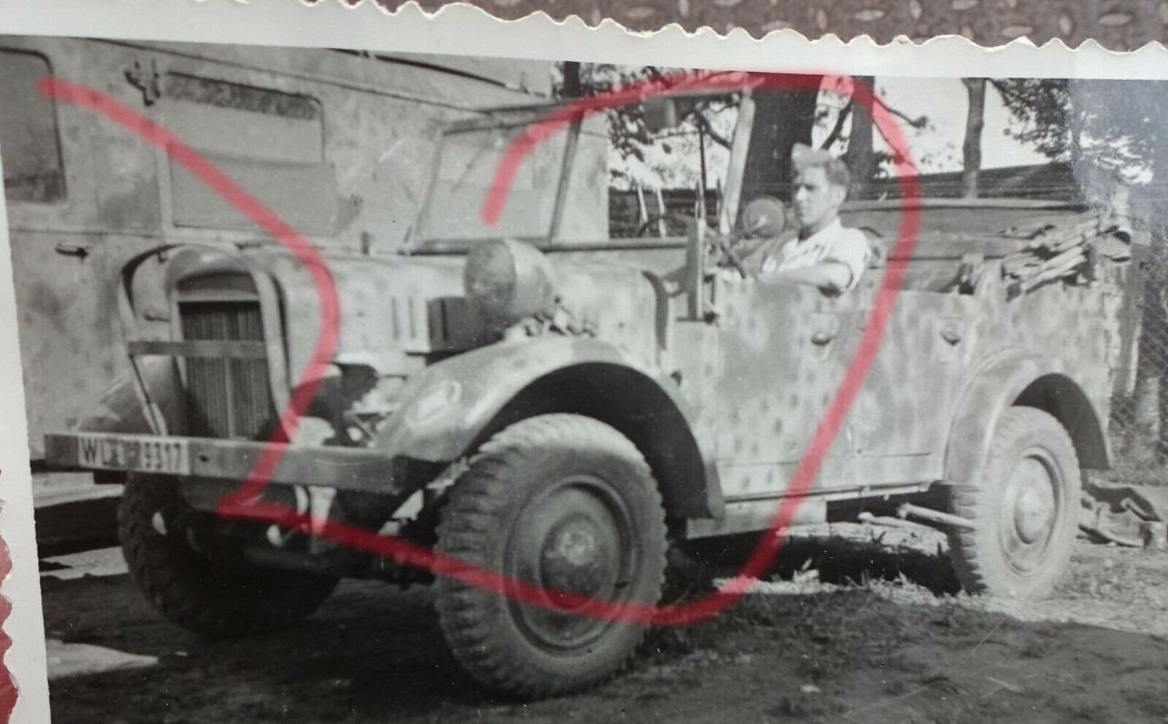 original Foto 1944 Einheits PKW Kübel- getarnt Südfront