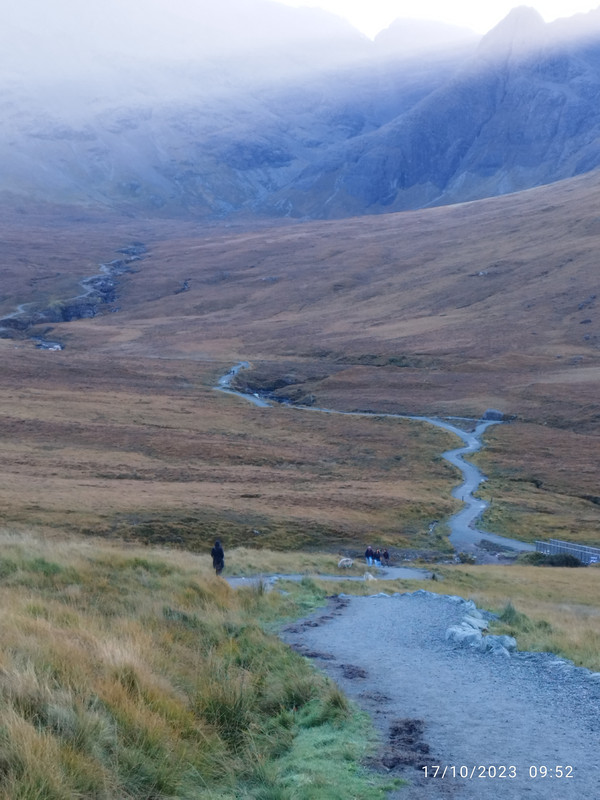Edimburgo - Highlands - Isla de Skye (8 días) - Blogs de Reino Unido - Día 6 - Fairy Pools - Fort William - Roam West (163 kms.) (5)