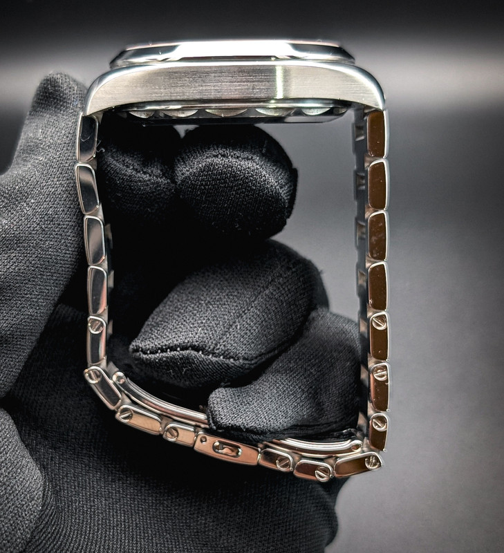 PXL 20251213 014409134 PORTRAIT ORIGINAL