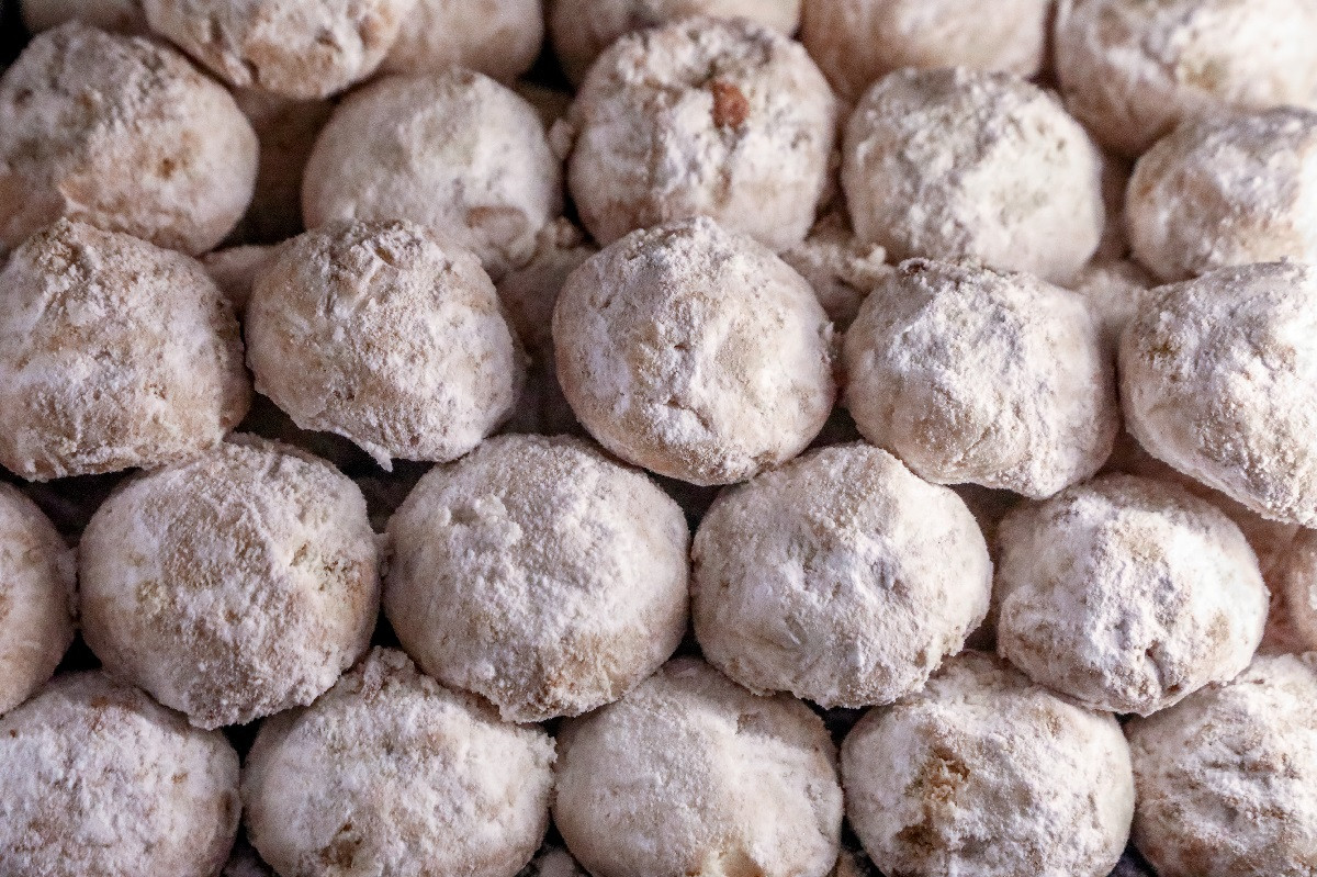 ΥΓΙΕΙΝΟΙ ΚΟΥΡΑΜΠΙΕΔΕΣ ΜΕ ΒΡΩΜΗ ΚΑΙ ΜΕΛΙ – ΕΝΑΛΛΑΚΤΙΚΗ ΣΥΝΤΑΓΗ 