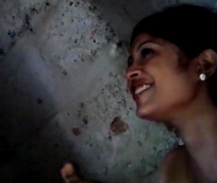 Desi village girl sucking boyfriend dick hard mms