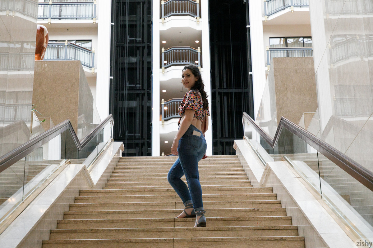 full_044_1338371542257472