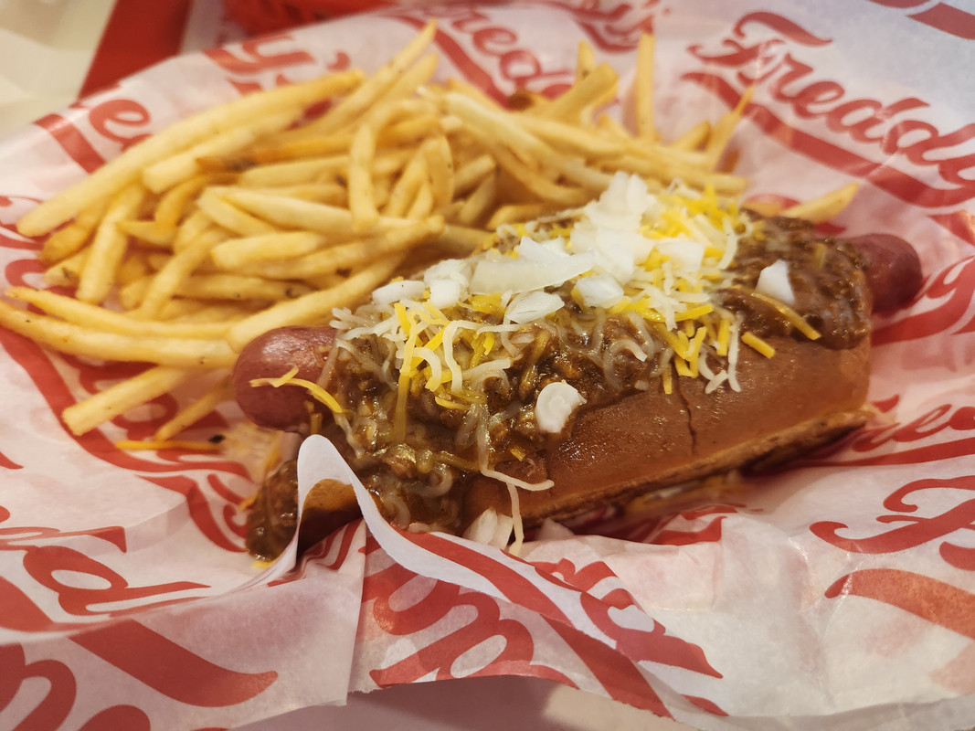 a really shitty chili dog