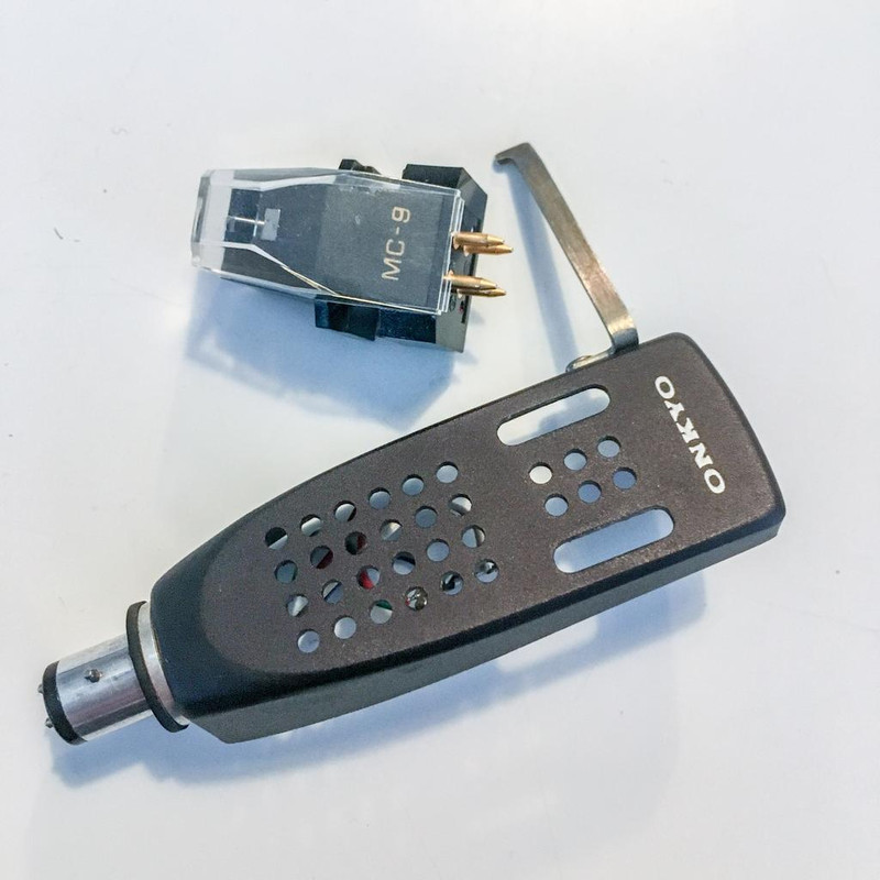 Yamaha MC-9 an AT Technihard 18 (1 von 5)