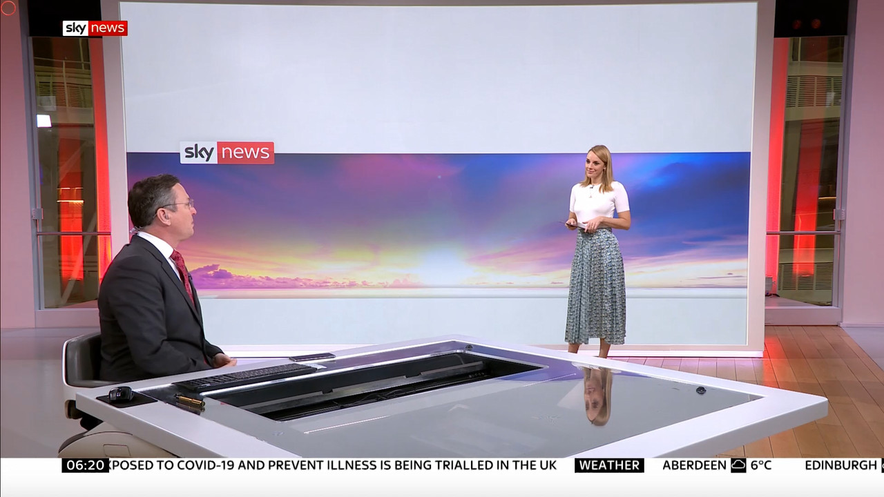 12.26 - 06.00.00 - Sky News @ Breakfast. Latest news headlines, compr....ts_snapshot_20.47.300