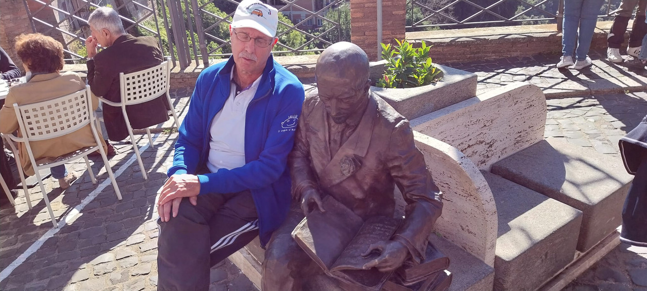 520b06cc-43bb-4c65-8c19-712122bf35ce