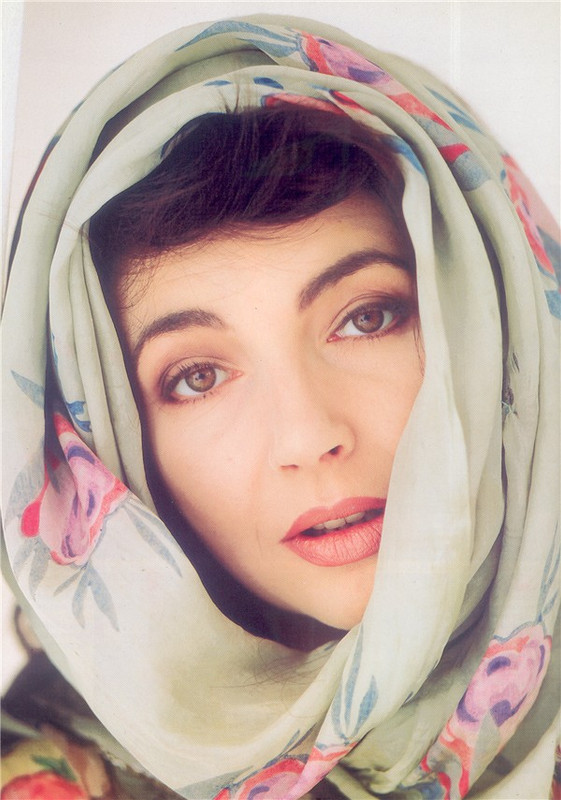 kate_bush_mb76