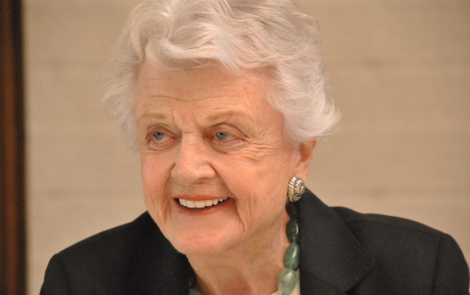 Angela Lansbury, addio alla "Signora in giallo" Angela Lansbury, addio alla "Signora in giallo"