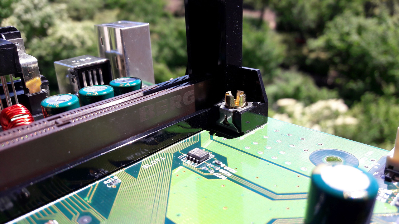 EPOX-EP-61LXA-M-P2-233-56