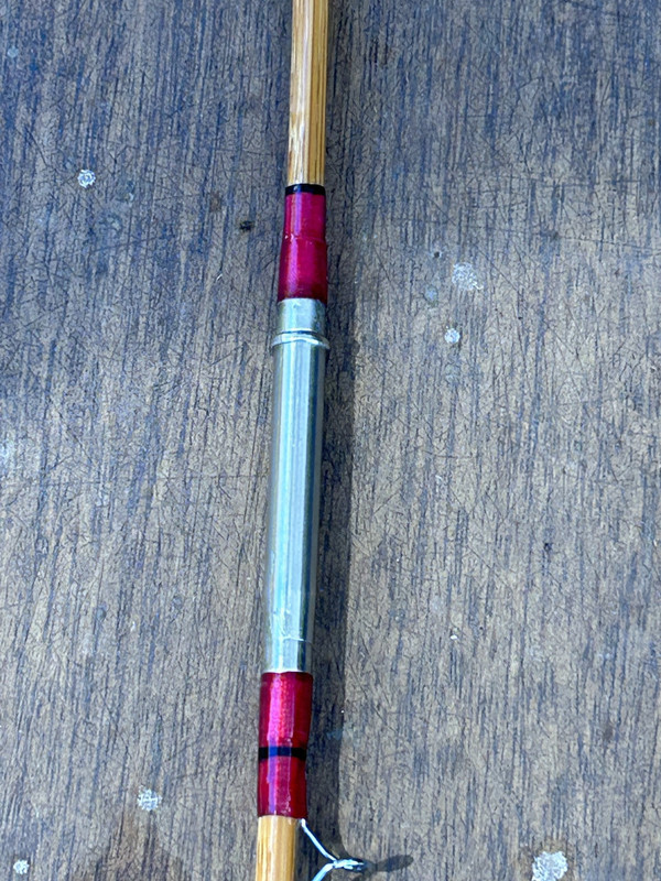 D505872F-0244-4B98-8C7D-D693F97C4893