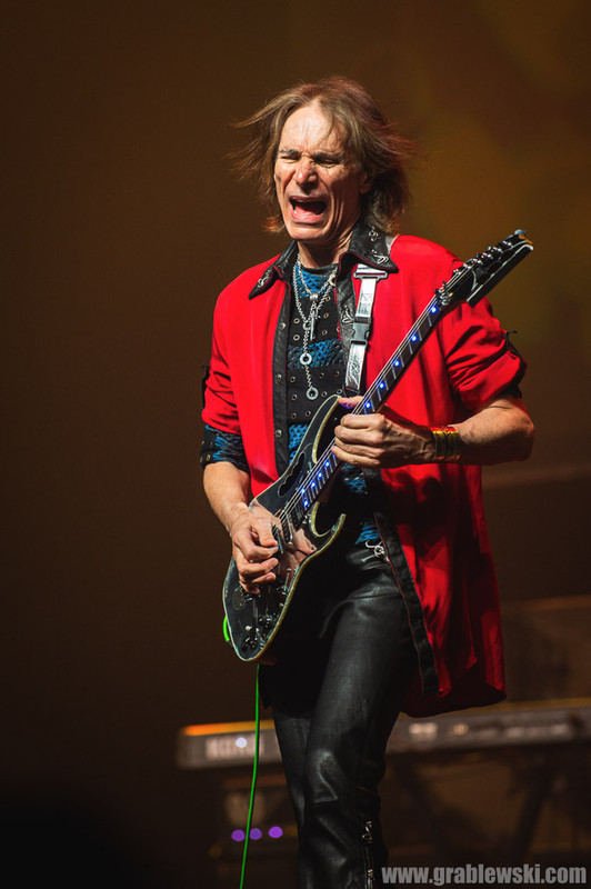 [Obrazek: 2023-05-03-Steve-Vai-017.jpg]