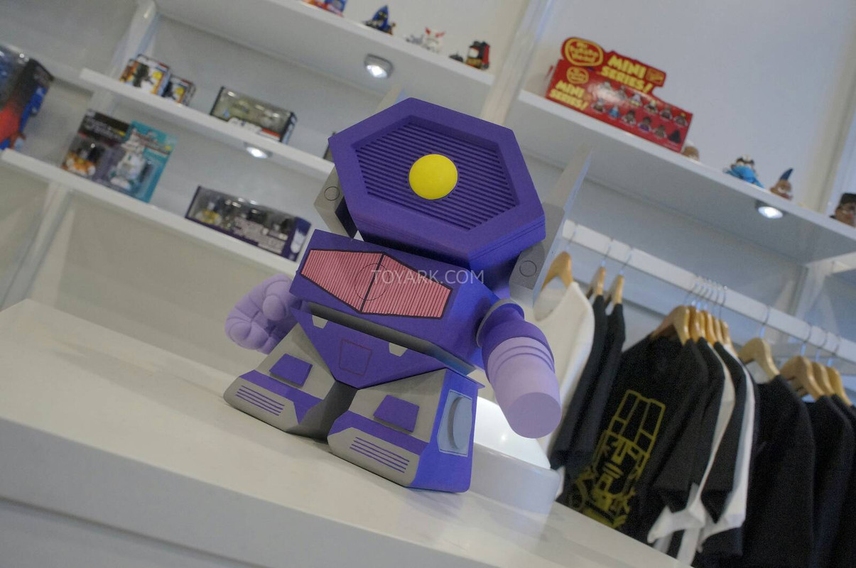 Toy-Fair-2014-Loyal-Subjects-Transformers-026_13