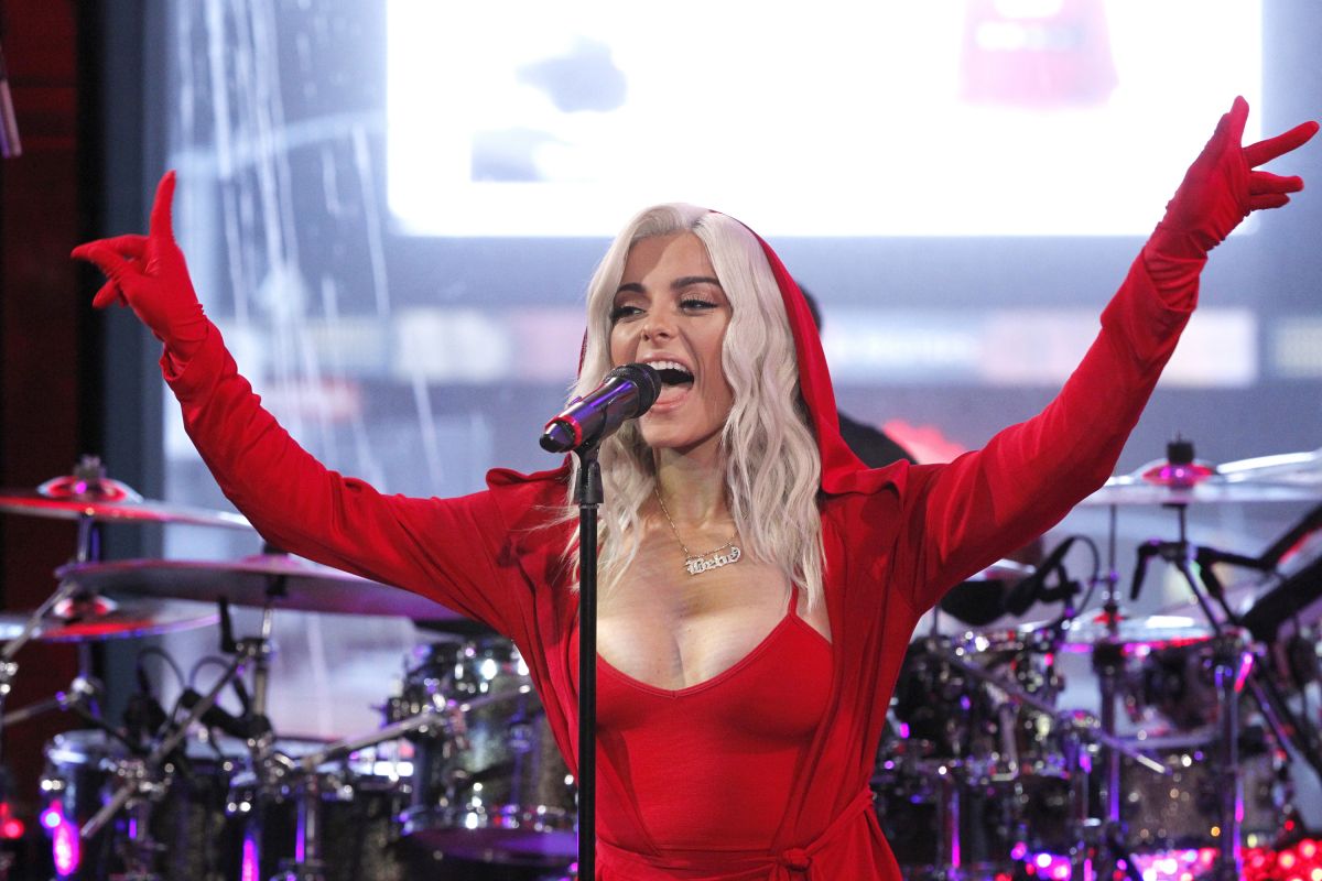 bebe-rexha-performs-at-good-morning-america-in-new-york.-01-13-2