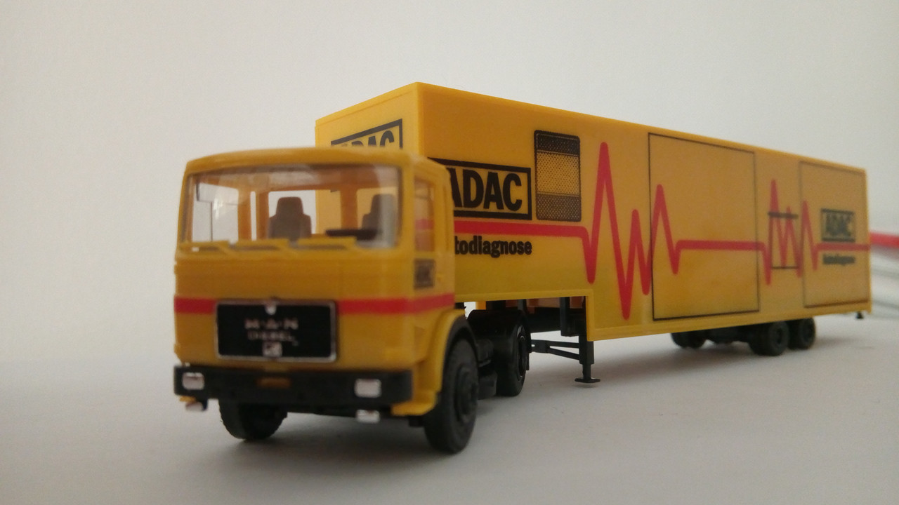 Macht (7584)