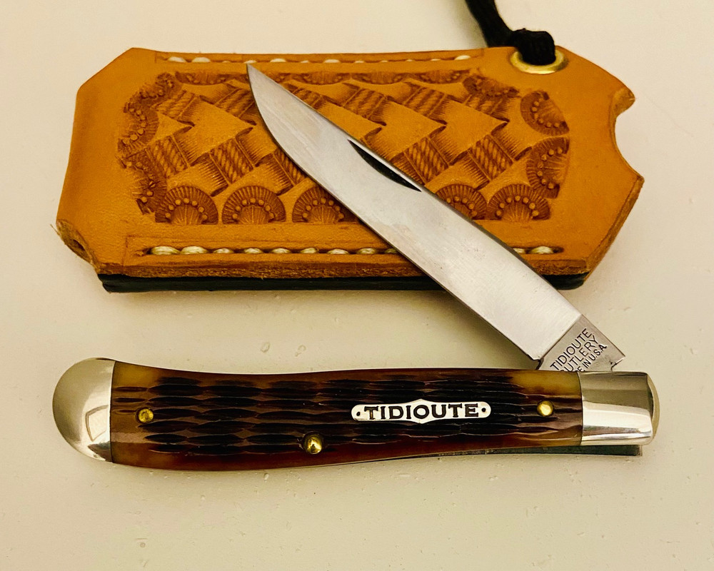 70D8B379-72C6-4326-A05D-6BD71B17EEC7